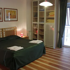 Tourist House Aparthotel